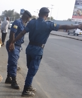 Gitega: Les chauffeurs ont un nouveau langage de verser un pont de vin